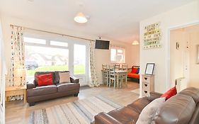 Tollgate Cottages Isle Of Wight